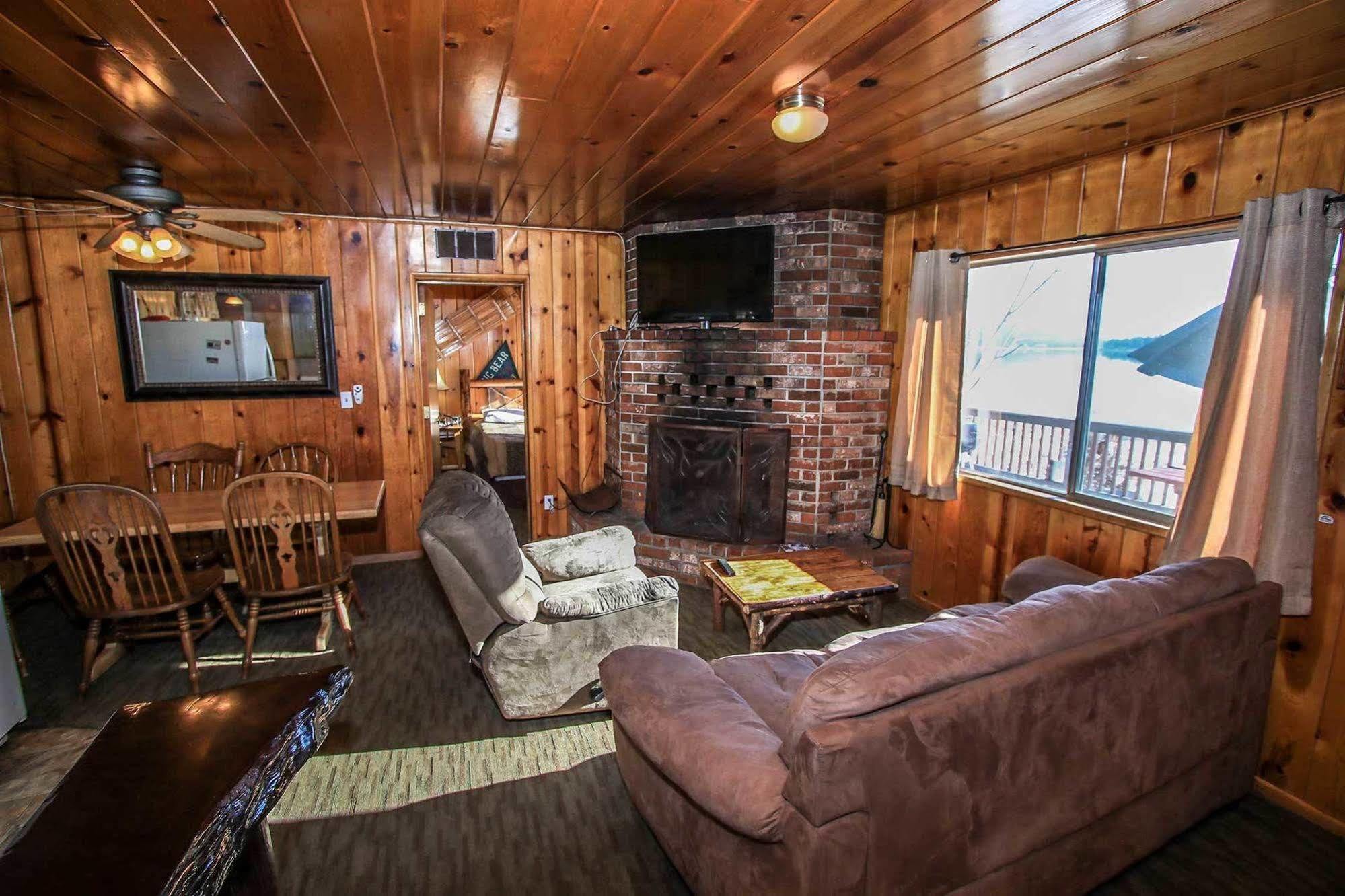 Shore Acres Lodge Биг Бэар Лейк Экстерьер фото