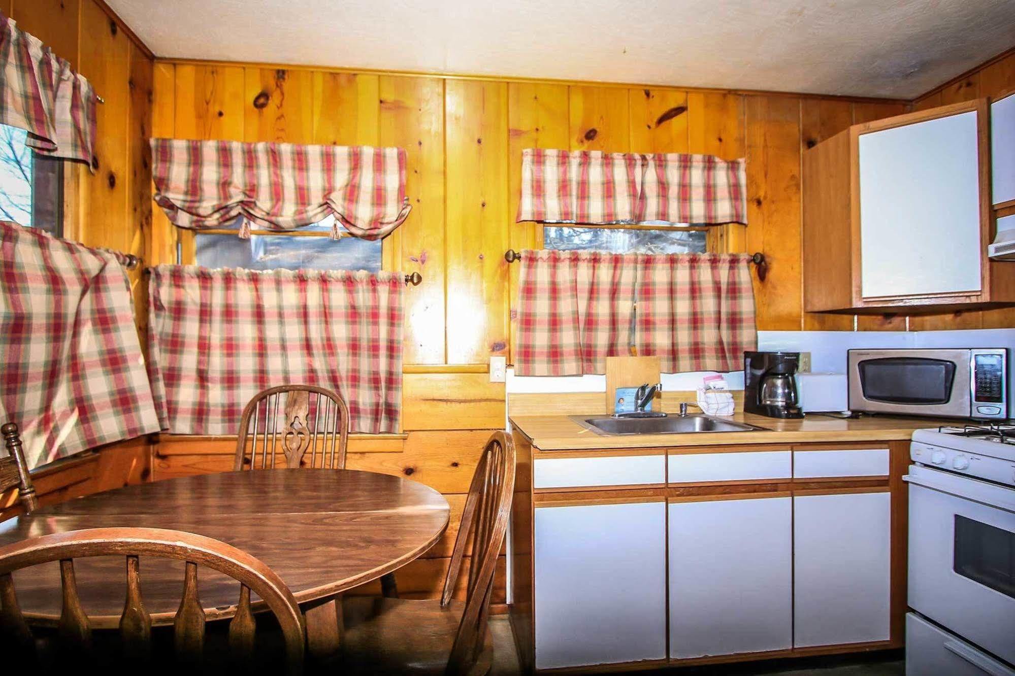Shore Acres Lodge Биг Бэар Лейк Экстерьер фото